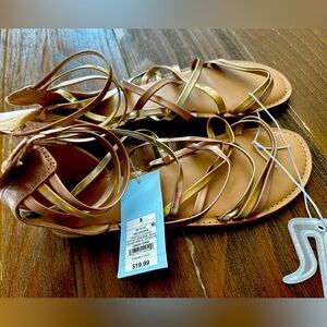 Elegant Gold and Tan Juniors Sandals